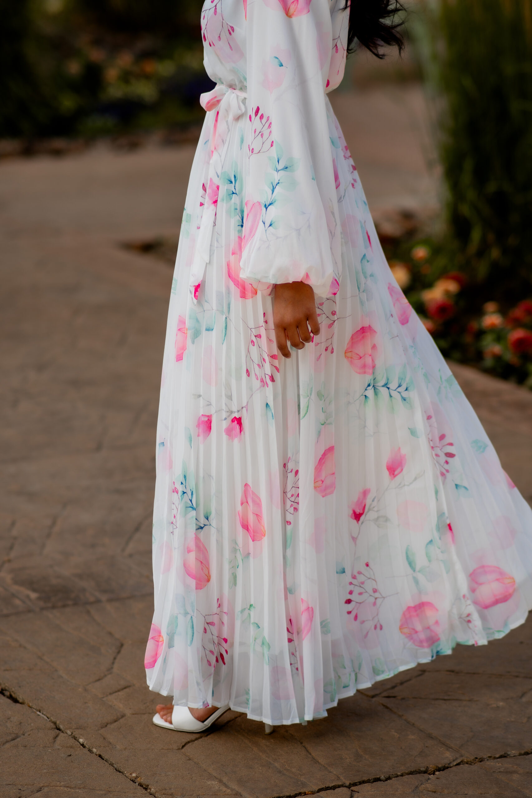 Floral Print Pleated Dress - Image 2